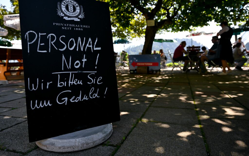 Wegen schwacher Konjunktur weniger Engpässe bei Fachkräften