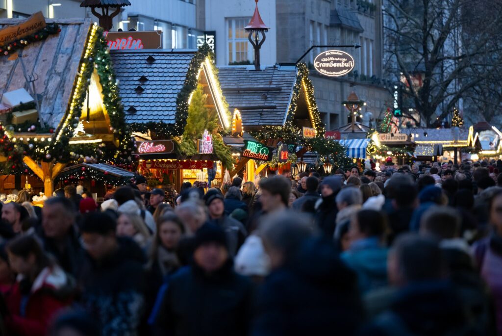 Black Friday: Fast 50 Prozent mehr Besucher in Innenstädten