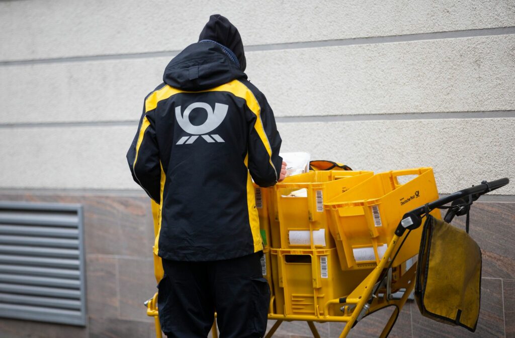 Warnstreik bei Post und DHL in 33 bayerischen Städten