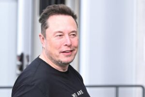 Musk droht Apple mit Klage wegen Behandlung seiner Apps