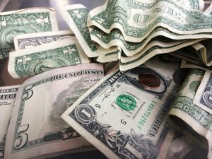 US-Inflation trotz höherer Zölle stabil bei 2,7 Prozent